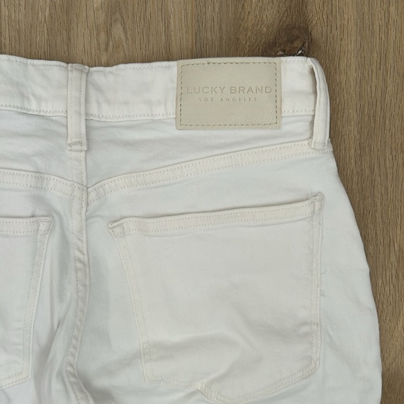 Lucky Brand White Denim 6/28 - Picture 5 of 5